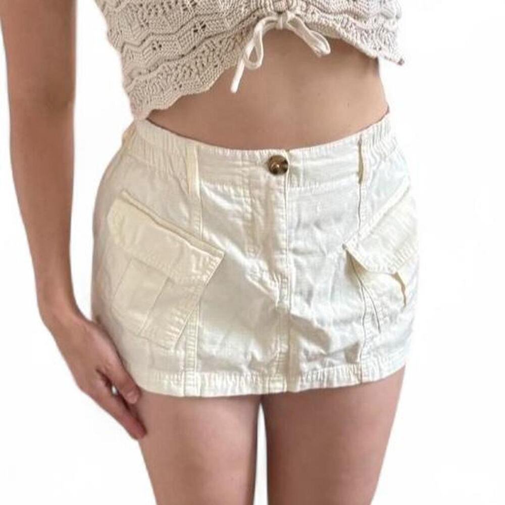 Forever 21 Cream Micro Mini Cargo Skirt Y2K Festival Beach Cute Cotton-Lined S